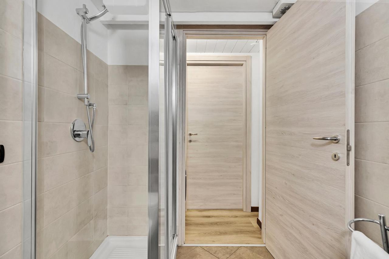 Ferienwohnung Loft Daiquiri Nel Centro Di Milano, Via Sottocorno, Porta Vittoria Exterior foto